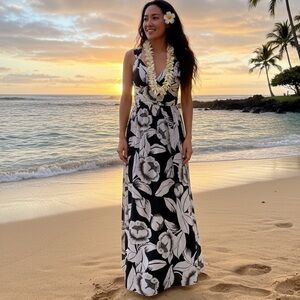 White House Black Market Silk Floral Black and White Maxi Dress Sz 2